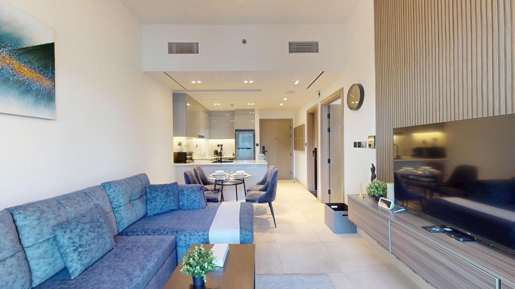 Fam Living Modern Smart At Business Bay With Iconic Burj And Canal Views Apartment *
