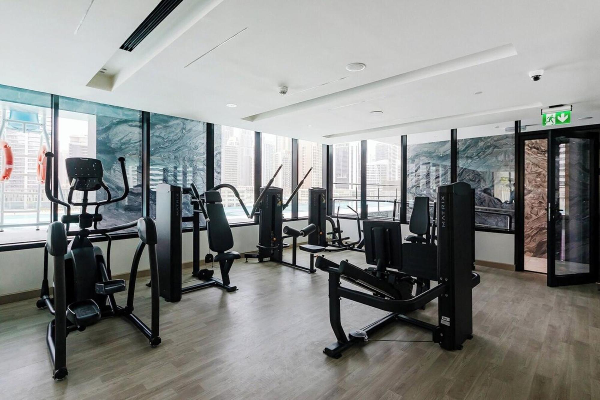 Fam Living Modern Smart At Business Bay With Iconic Burj And Canal Views Apartment *